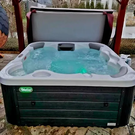 Mountain View Retreat - Free Pool And Sauna - And Golf * بانسكو