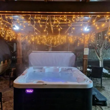 Mountain View Retreat - Free Pool And Sauna - And Golf *